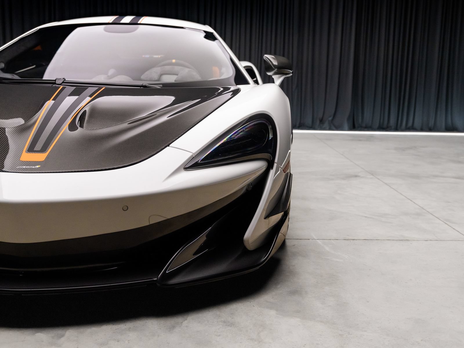 Used 2019 McLaren 600LT RWD image 25