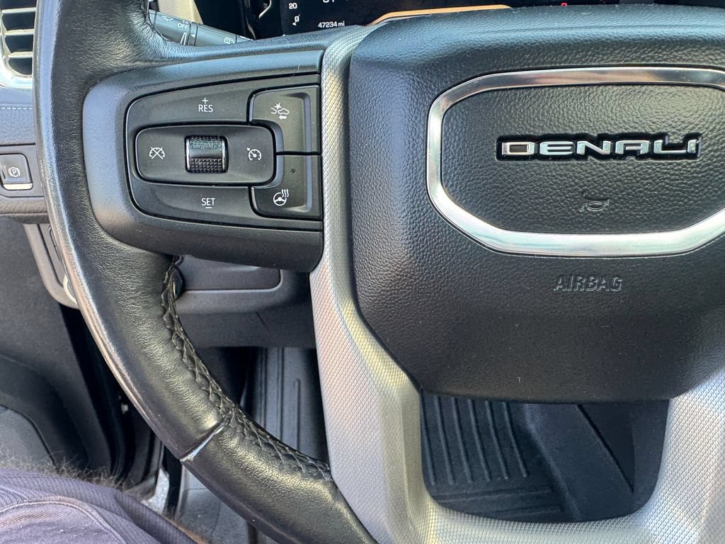 Used 2022 GMC Yukon Denali AWD/4WD image 24