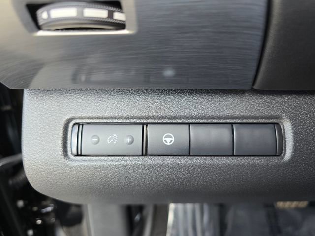 Used 2024 Nissan Pathfinder Rock Creek AWD/4WD image 25