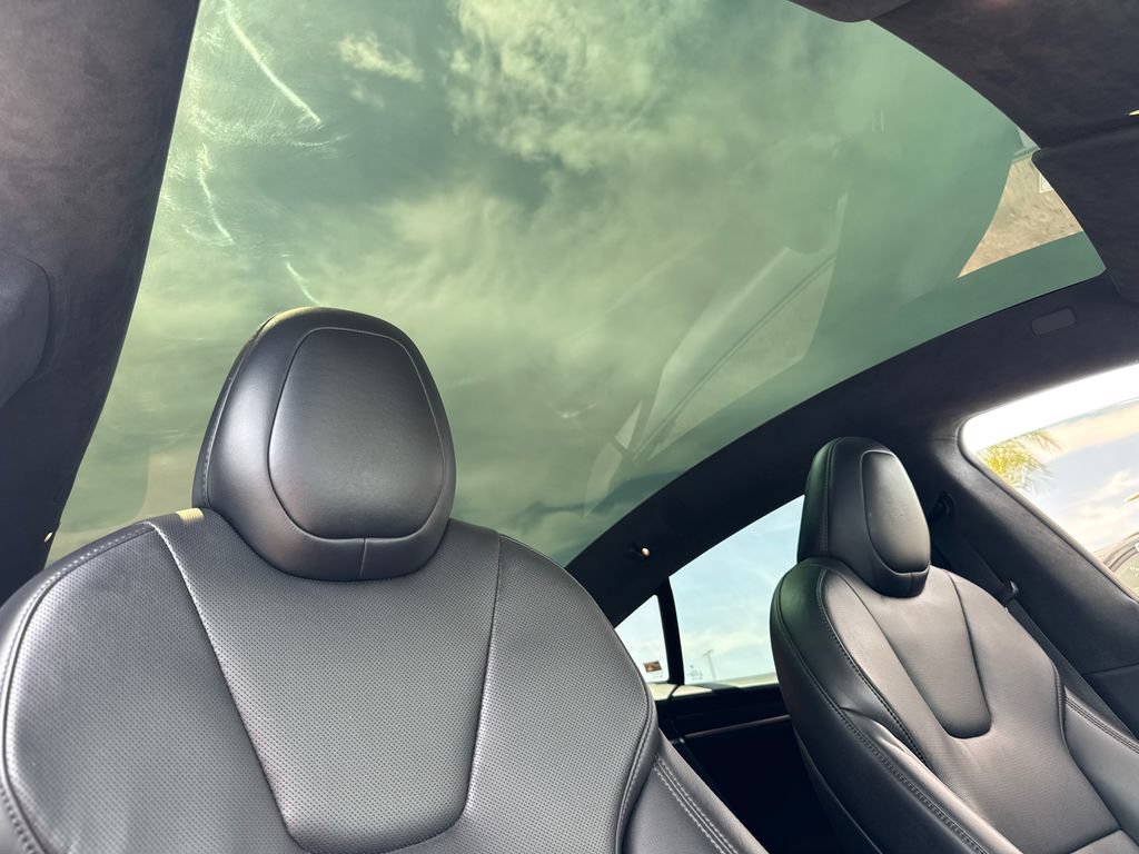 Used 2022 Tesla Model S AWD/4WD image 14