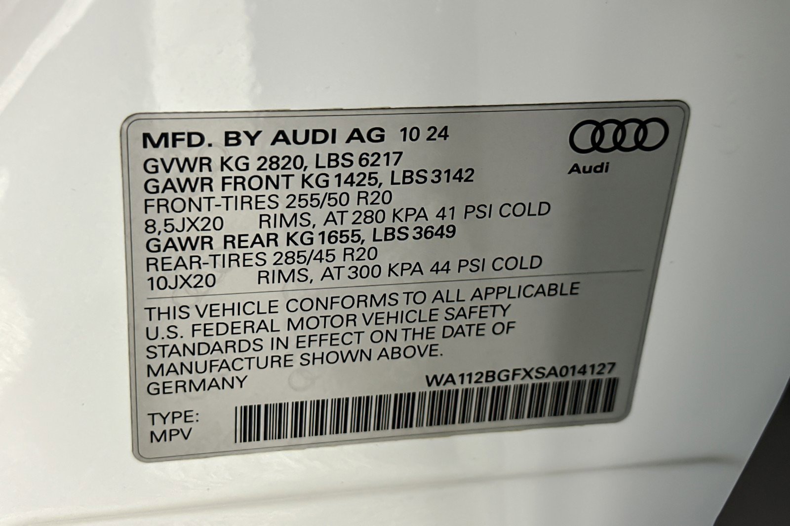 Used 2025 Audi Q6 e-tron Premium w/ Convenience Package image 27