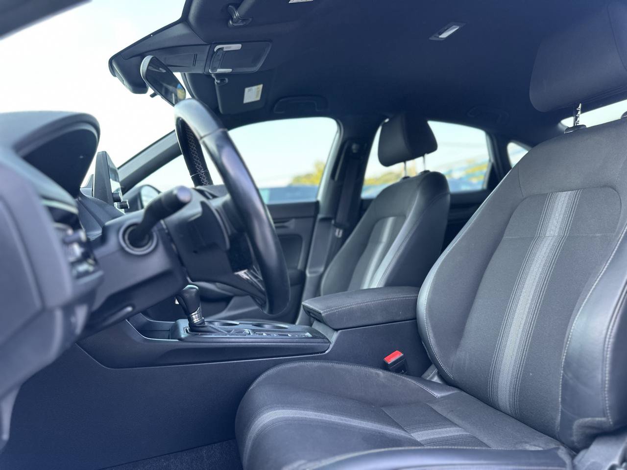 Used 2023 Honda Civic Sport image 9