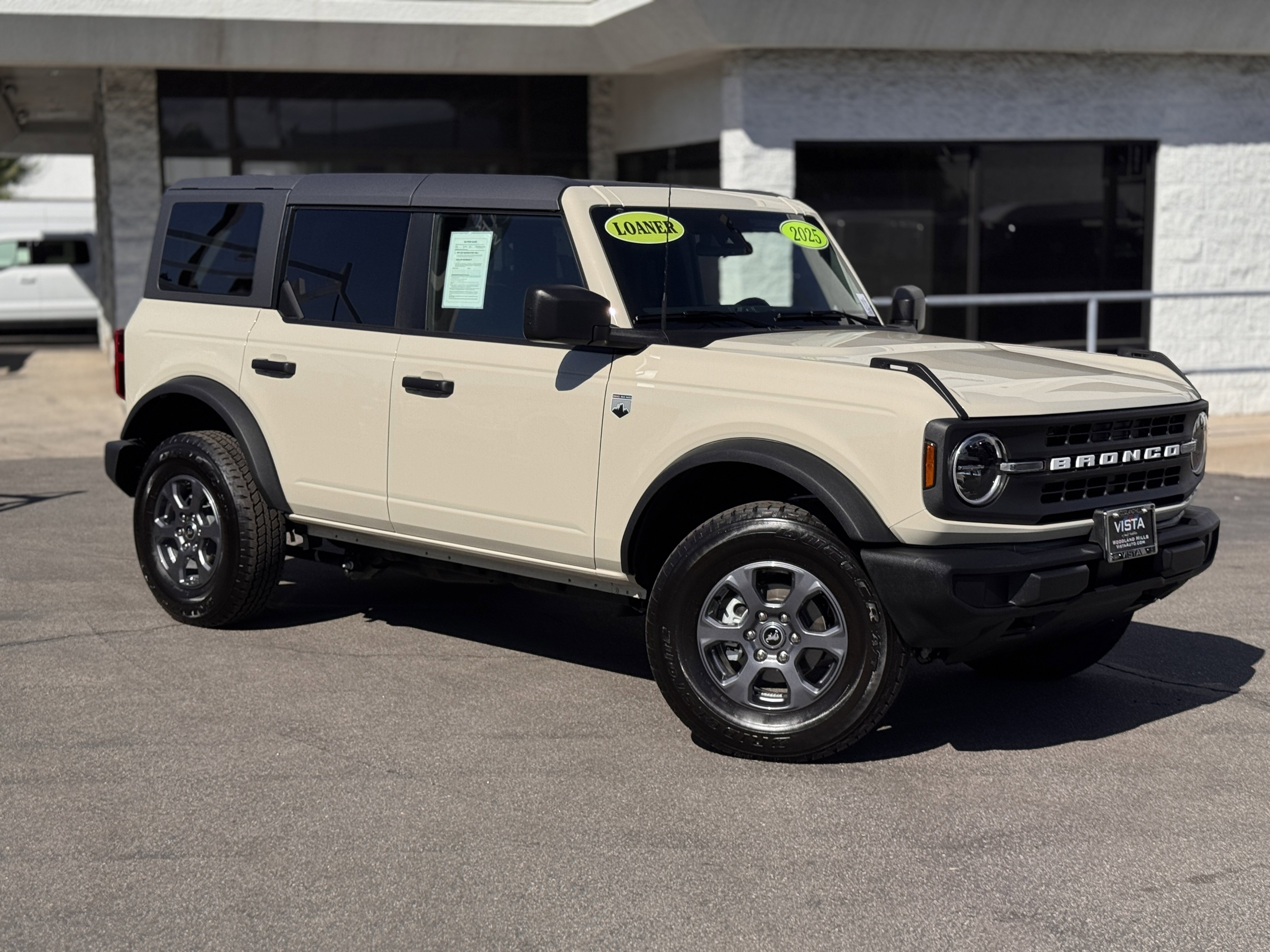 Used 2025 Ford Bronco Big Bend image 2