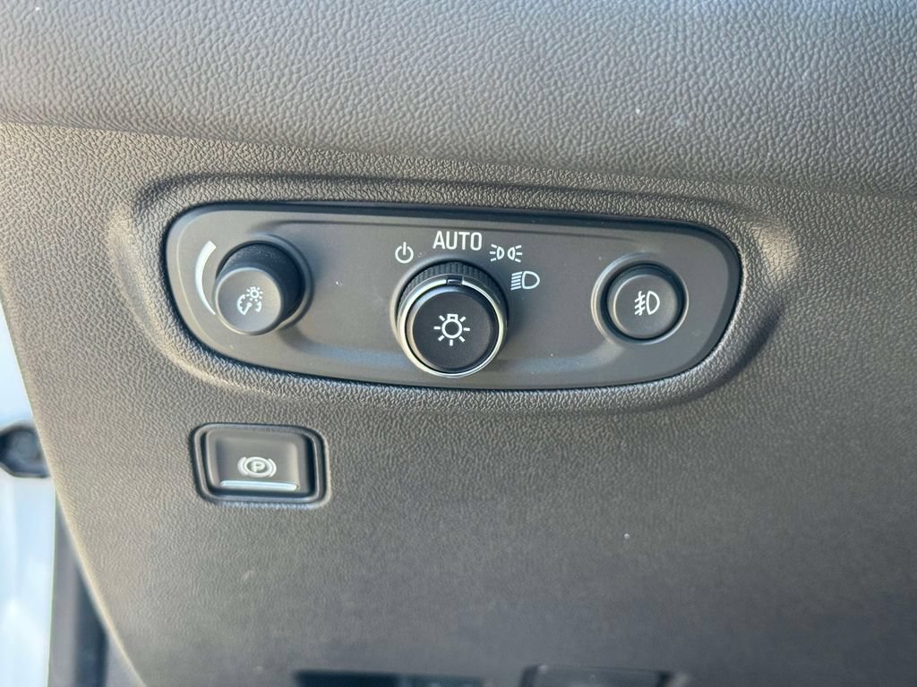 Used 2022 GMC Terrain SLT w/ Infotainment Package II AWD/4WD image 19
