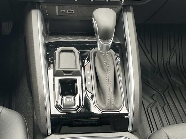 New 2026 GMC Canyon Elevation w/ Convenience Package RWD image 31