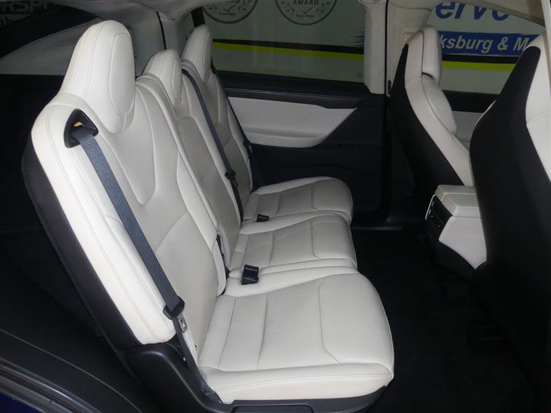 Used 2018 Tesla Model X 100D image 22