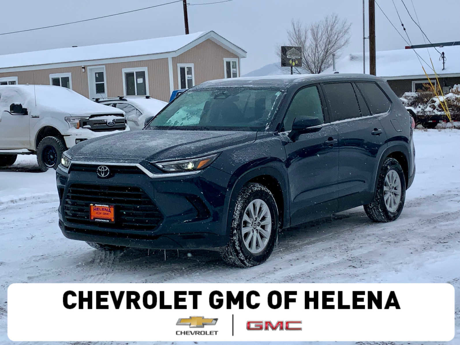 Used 2024 Toyota Grand Highlander XLE image 1