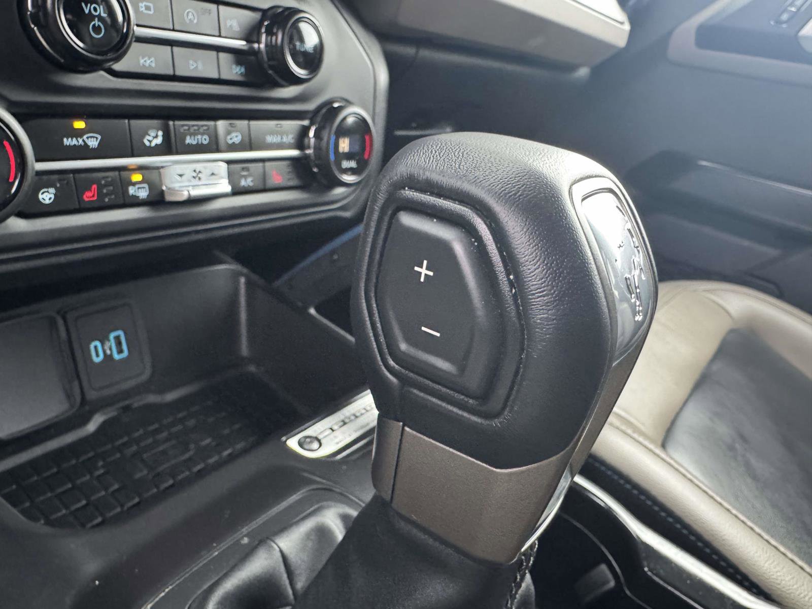 Used 2024 Ford Bronco Wildtrak image 40