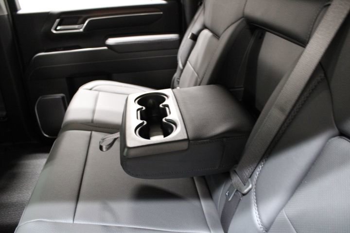 New 2026 GMC Sierra 2500 Denali w/ Denali Reserve Package image 25