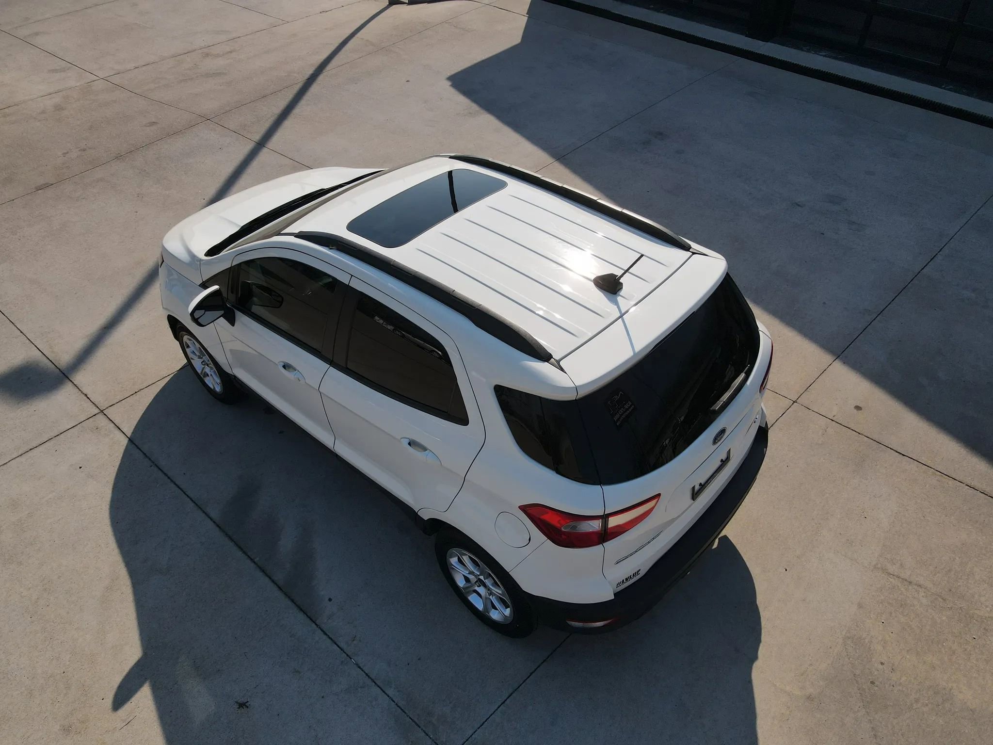 Used 2021 Ford EcoSport SE image 53