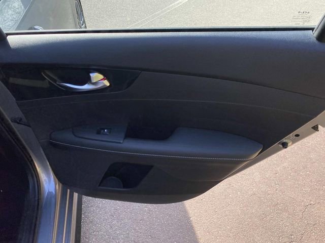 Used 2023 Kia Forte GT-Line image 34