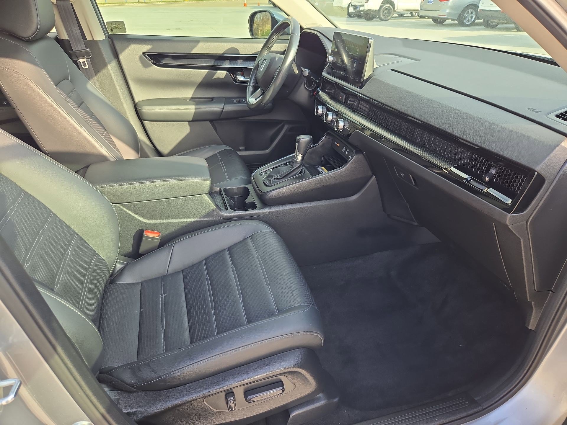 Used 2023 Honda CR-V EX-L image 32