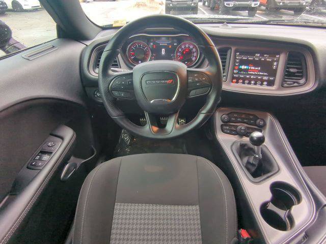 Certified 2023 Dodge Challenger R/T RWD image 16