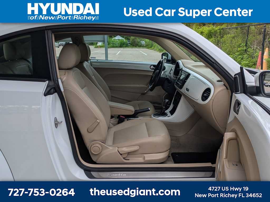 Used 2017 Volkswagen Beetle 1.8T SEL FWD image 16