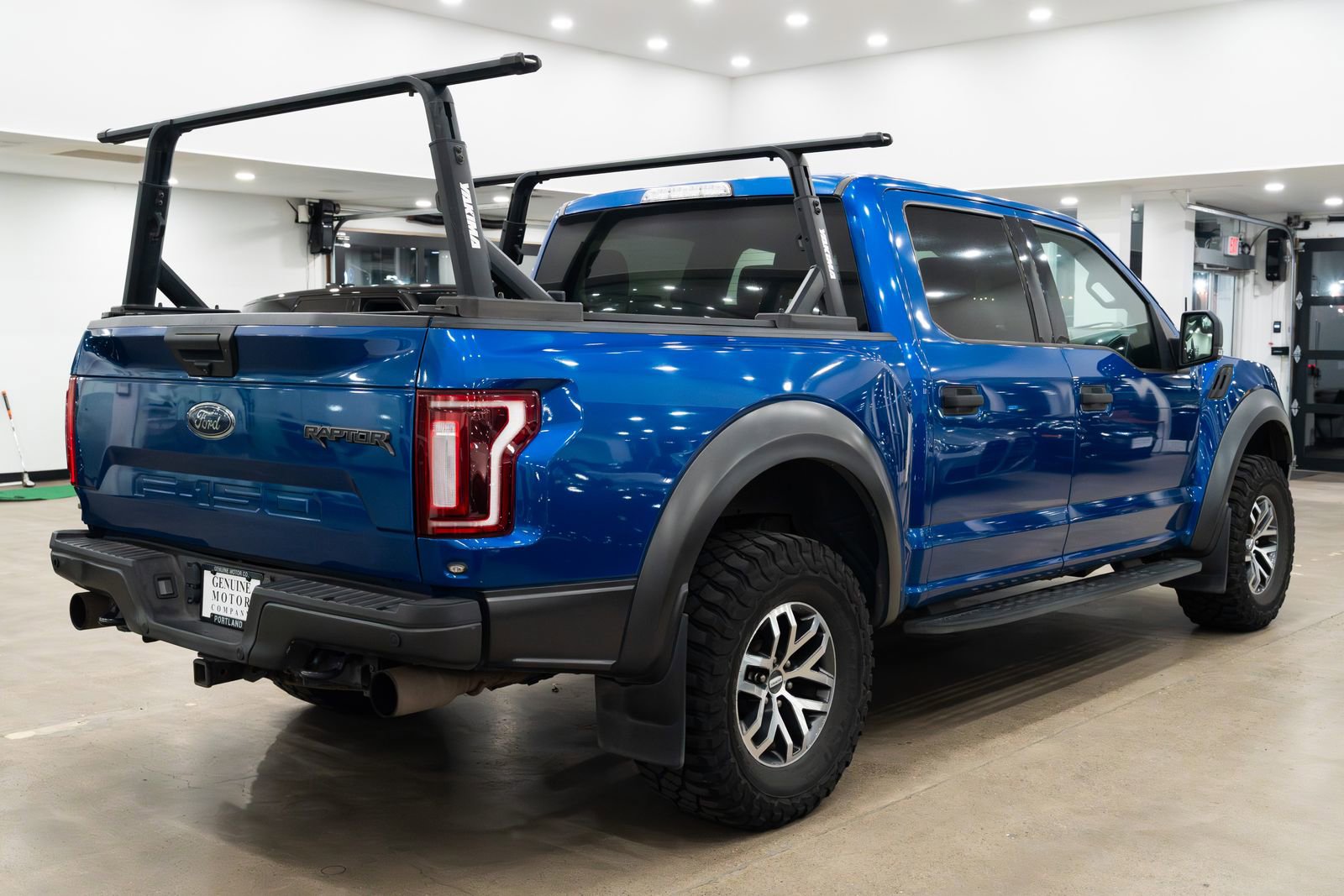 Used 2018 Ford F150 Raptor AWD/4WD image 4