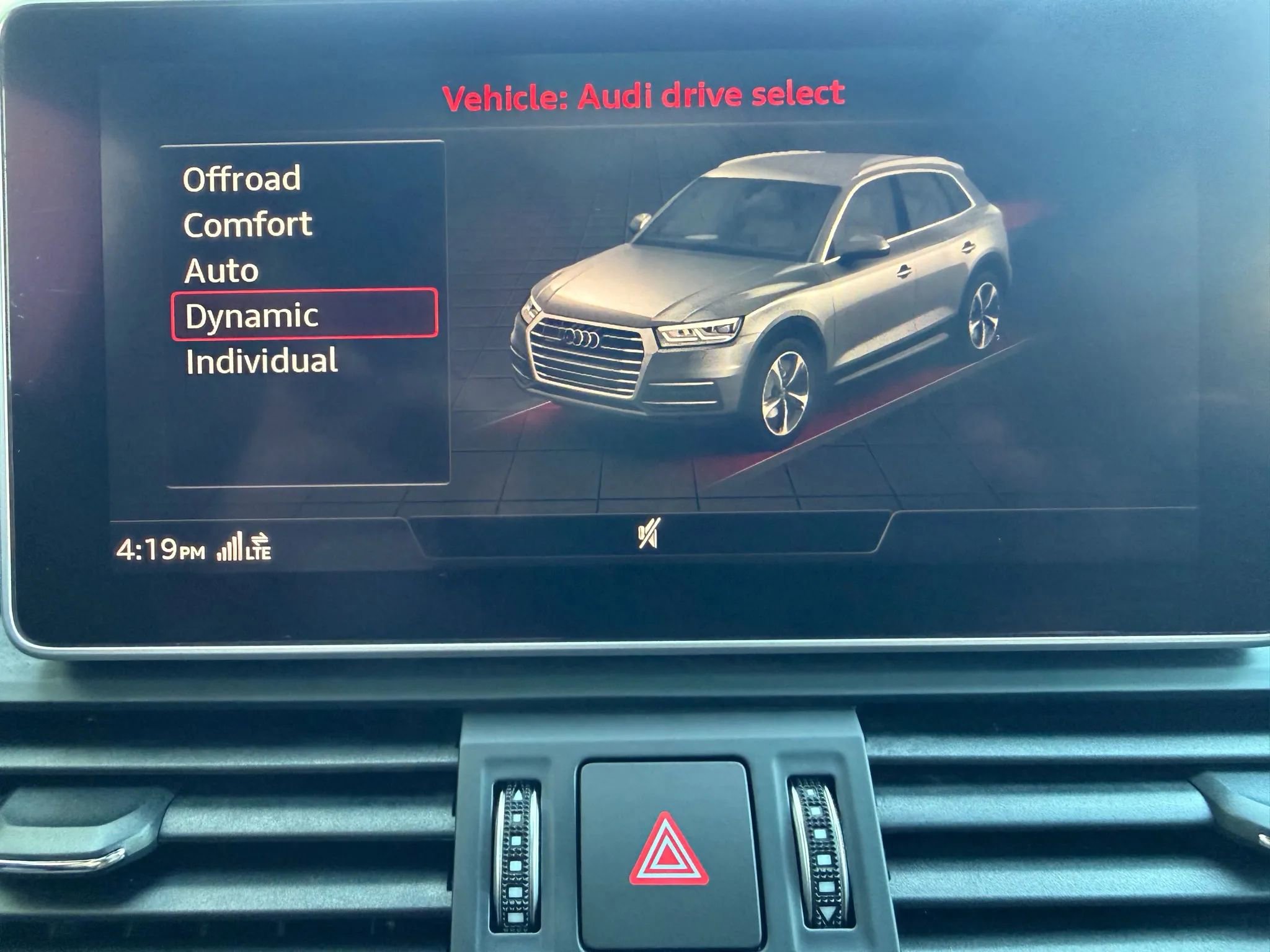 Used 2018 Audi Q5 2.0T Premium Plus w/ Premium Plus Package image 27