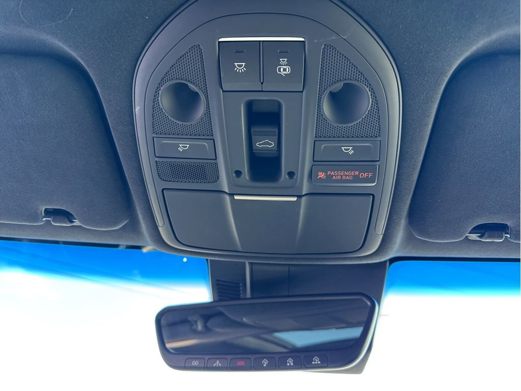 Used 2021 Genesis G70 3.3T w/ Sport Package image 23