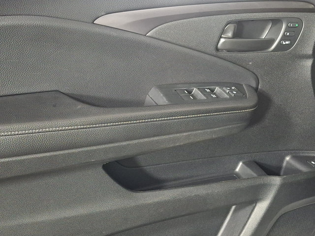 Used 2023 Honda Passport EX-L image 14