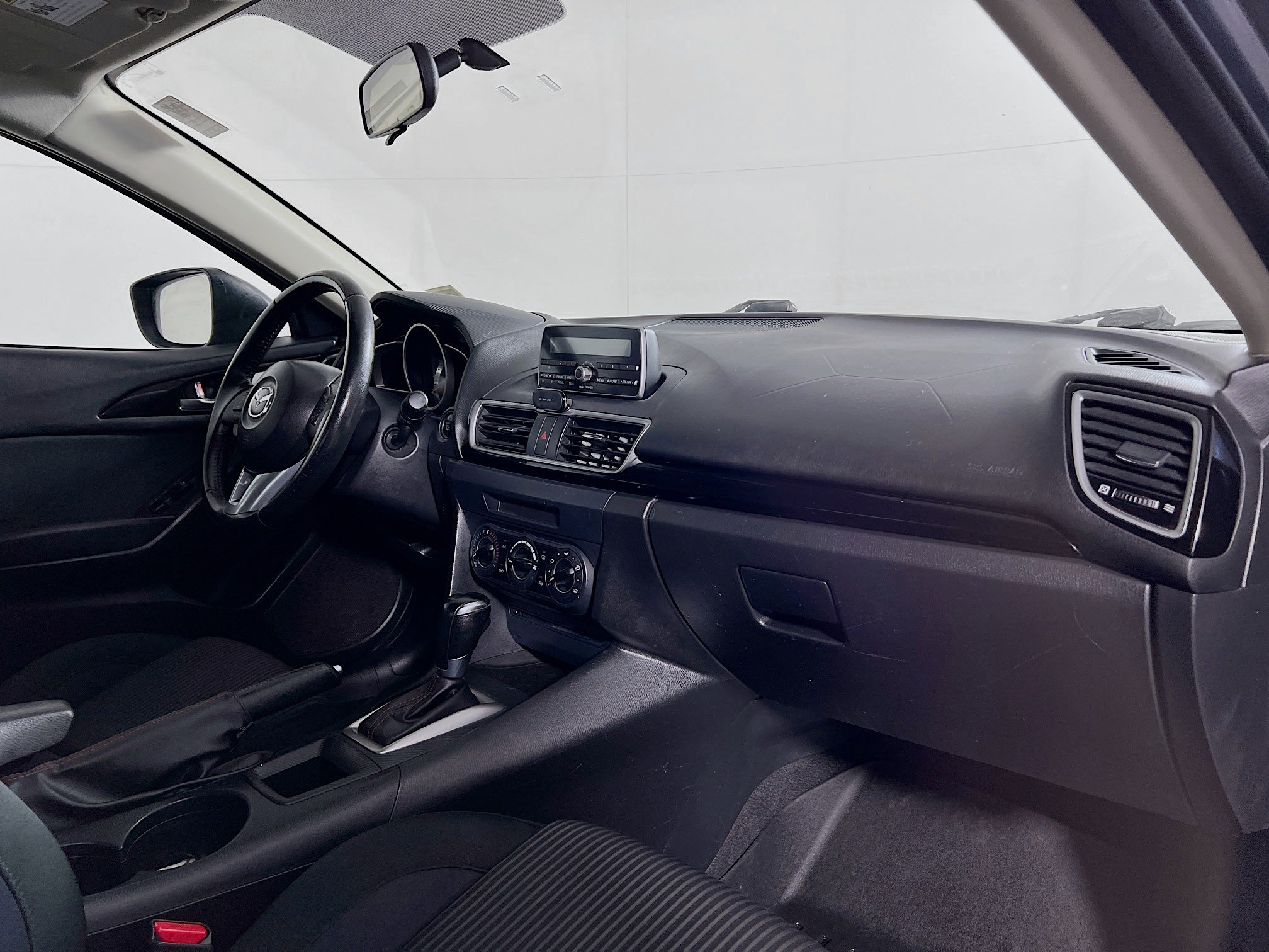 Used 2014 MAZDA MAZDA3 i Touring image 20