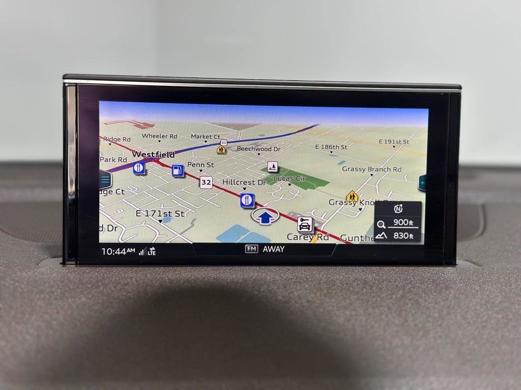 Used 2017 Audi Q7 3.0T Premium AWD/4WD image 30