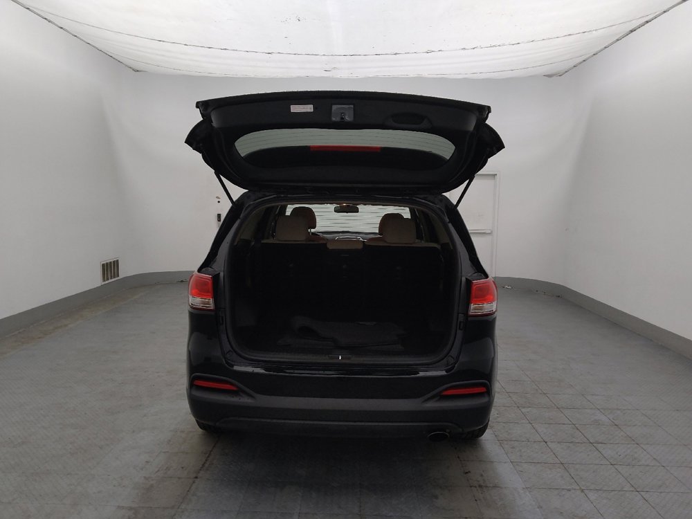 Used 2018 Kia Sorento LX FWD image 29