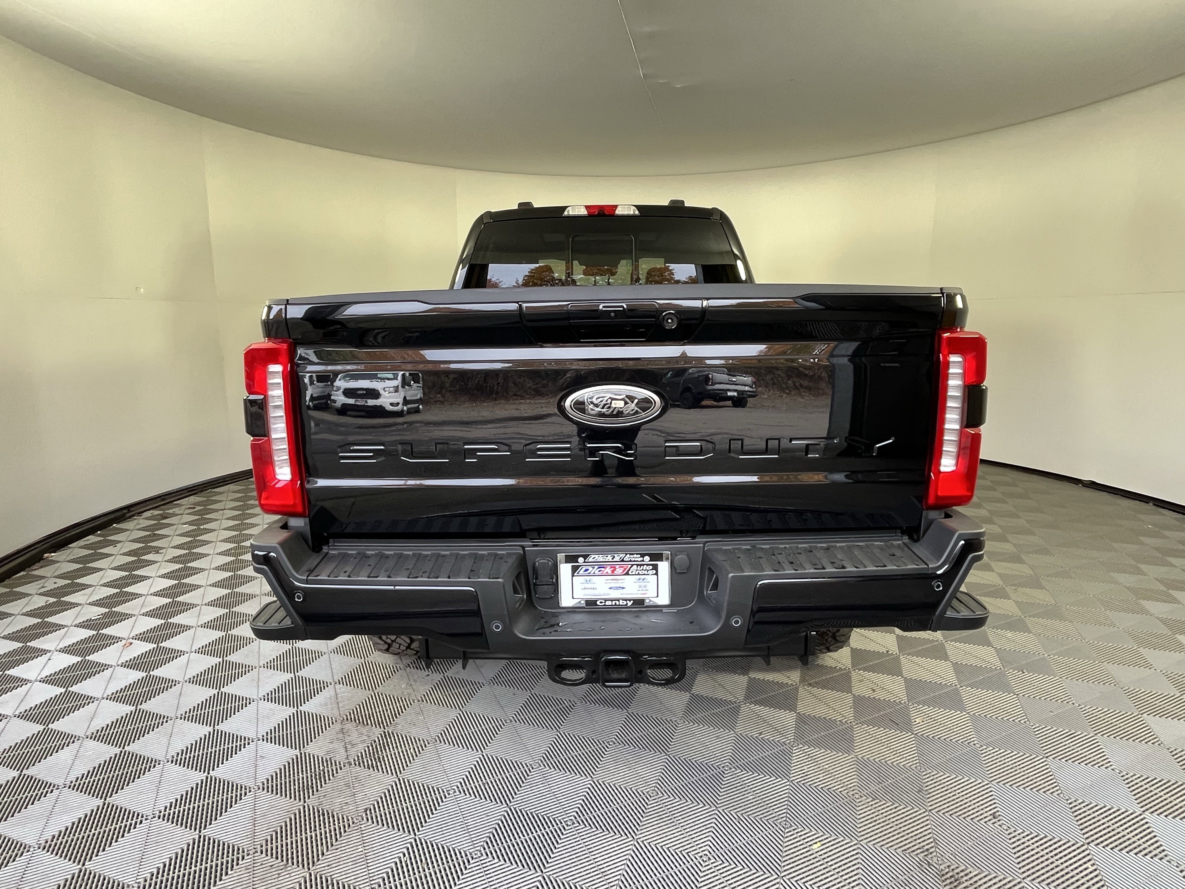 New 2026 Ford F350 Lariat w/ Tremor Off-Road Package image 4