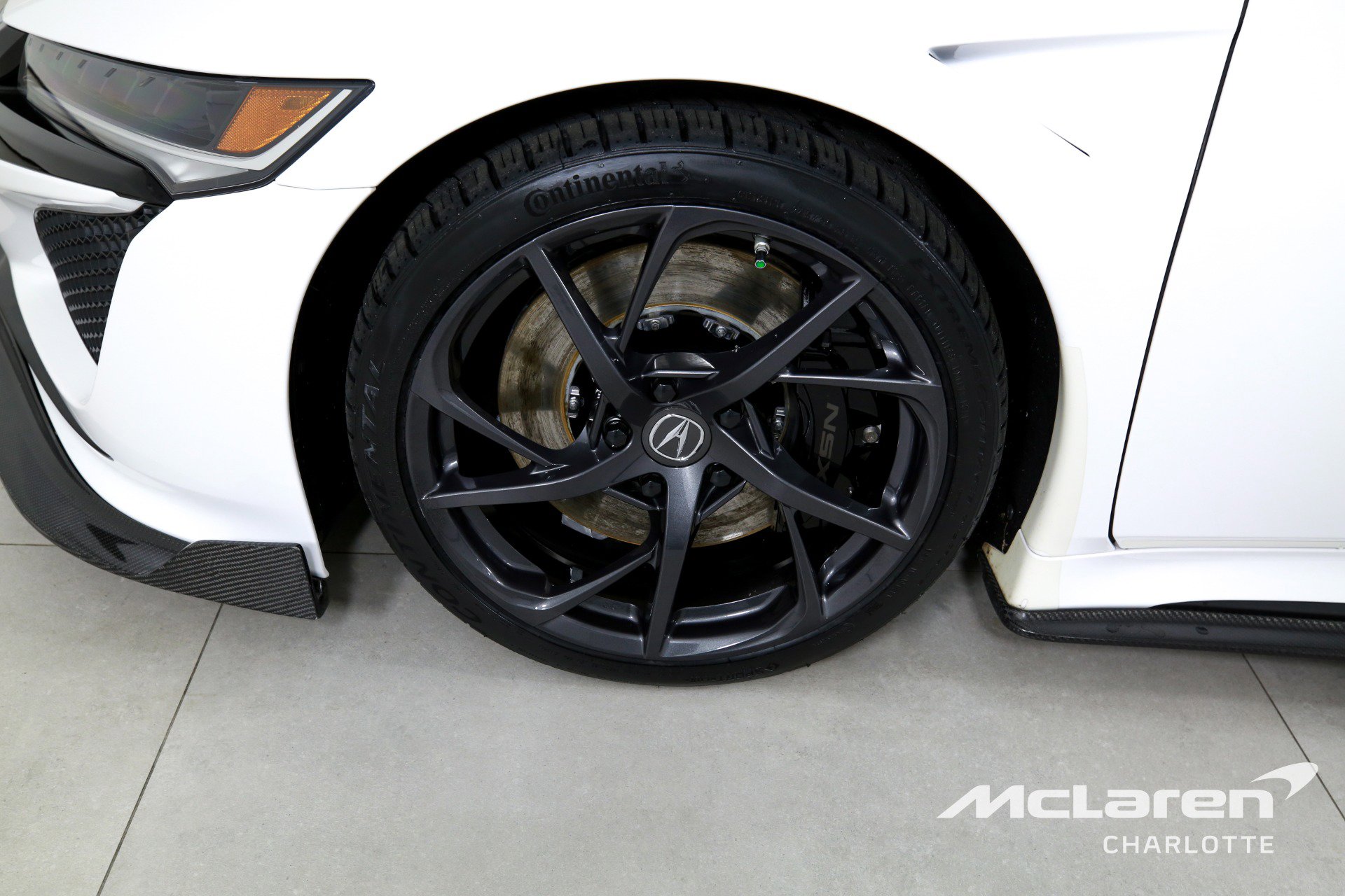 Used 2018 Acura NSX image 27