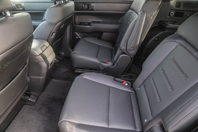 New 2025 Hyundai Santa Fe Calligraphy AWD/4WD image 22