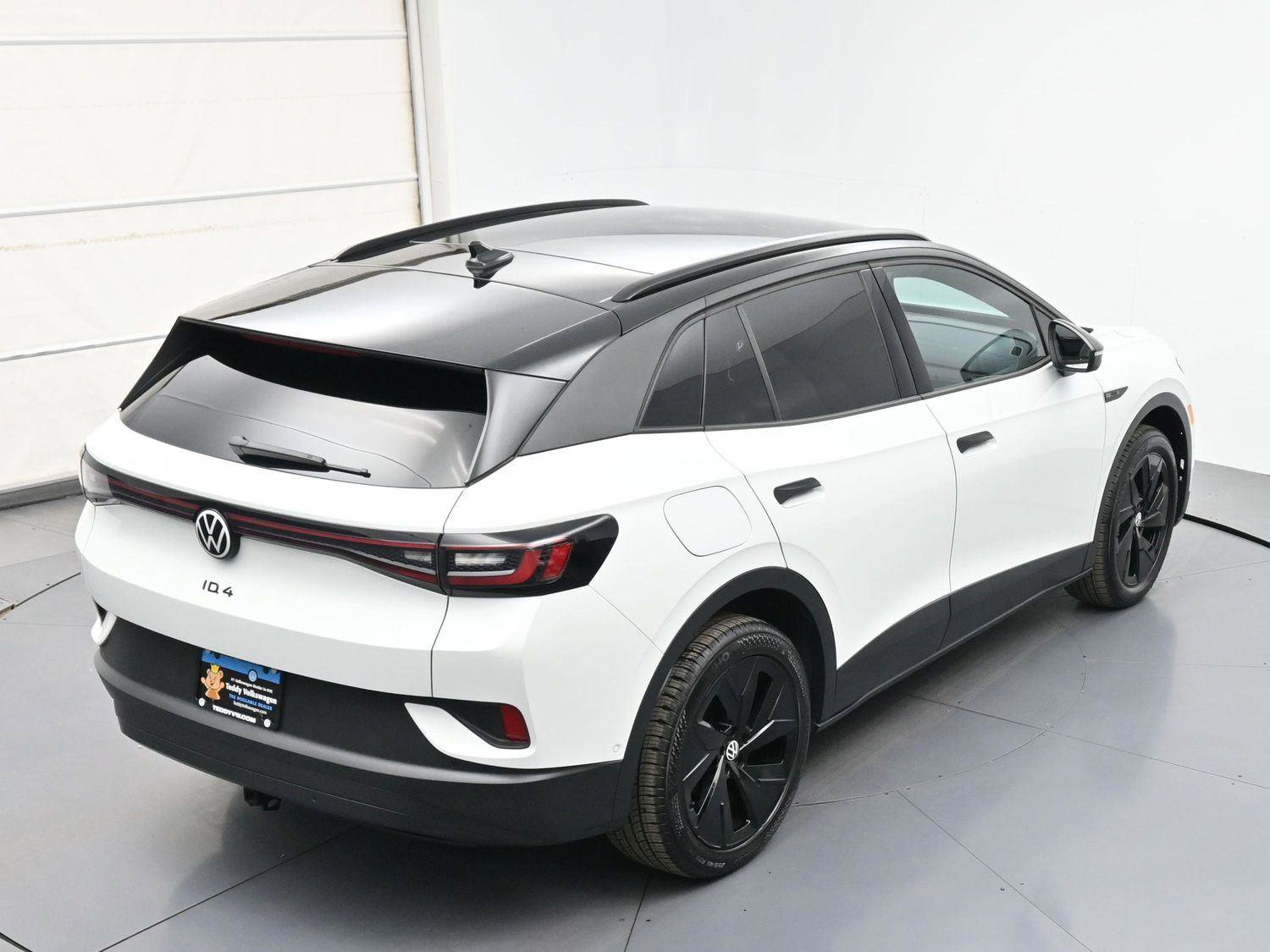 Used 2025 Volkswagen ID.4 Pro S Plus image 35