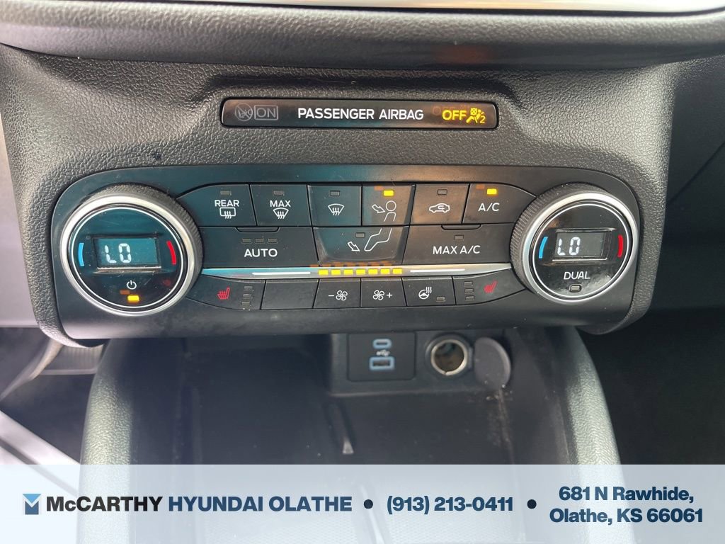 Used 2020 Ford Escape Titanium w/ Titanium Premium Package 2.0 image 30