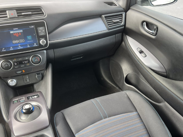 Used 2025 Nissan Leaf S FWD image 26
