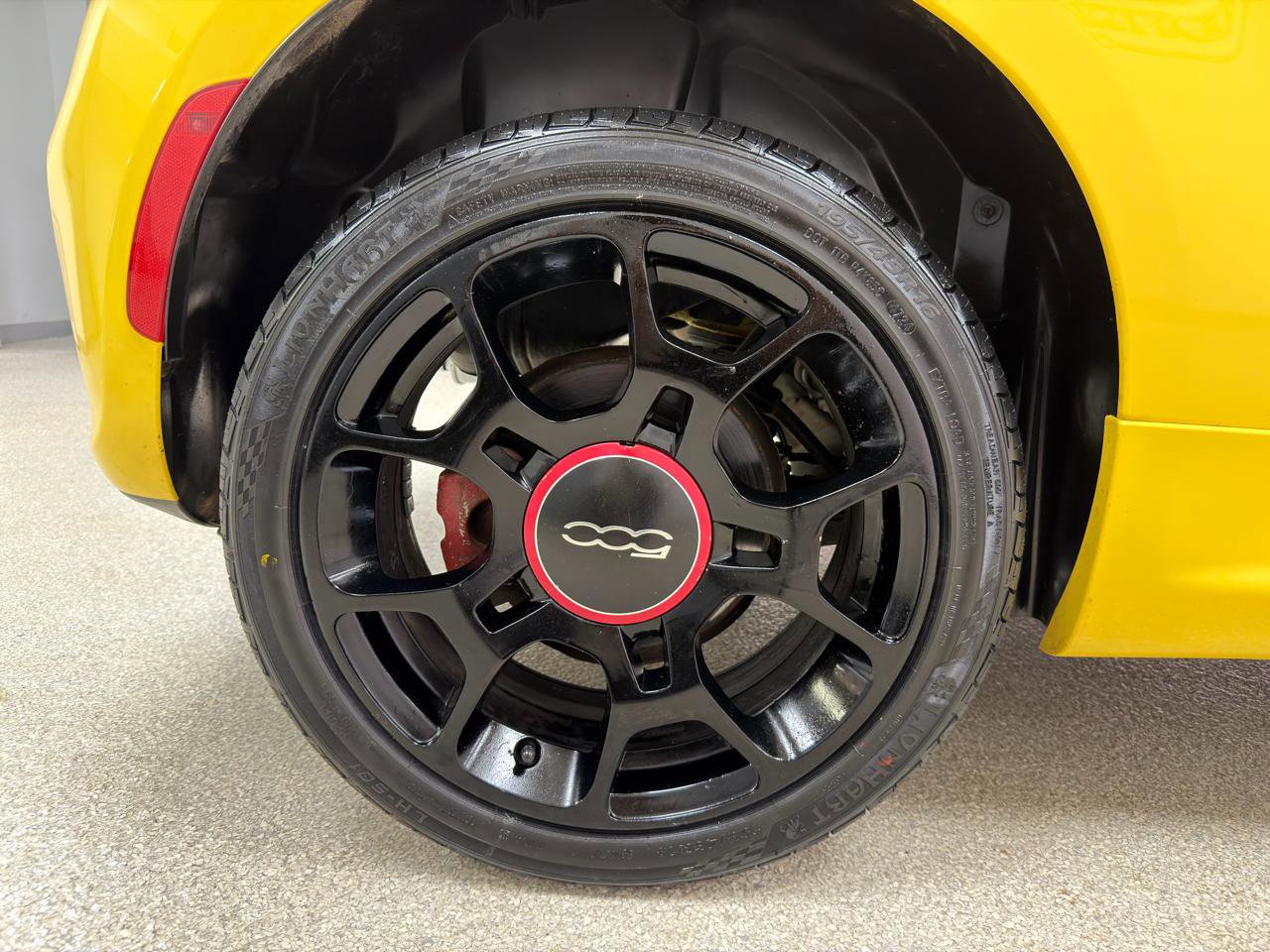 Used 2013 FIAT 500 Sport image 35