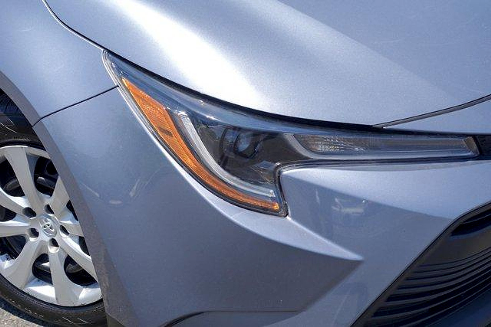 Certified 2024 Toyota Corolla LE FWD image 2