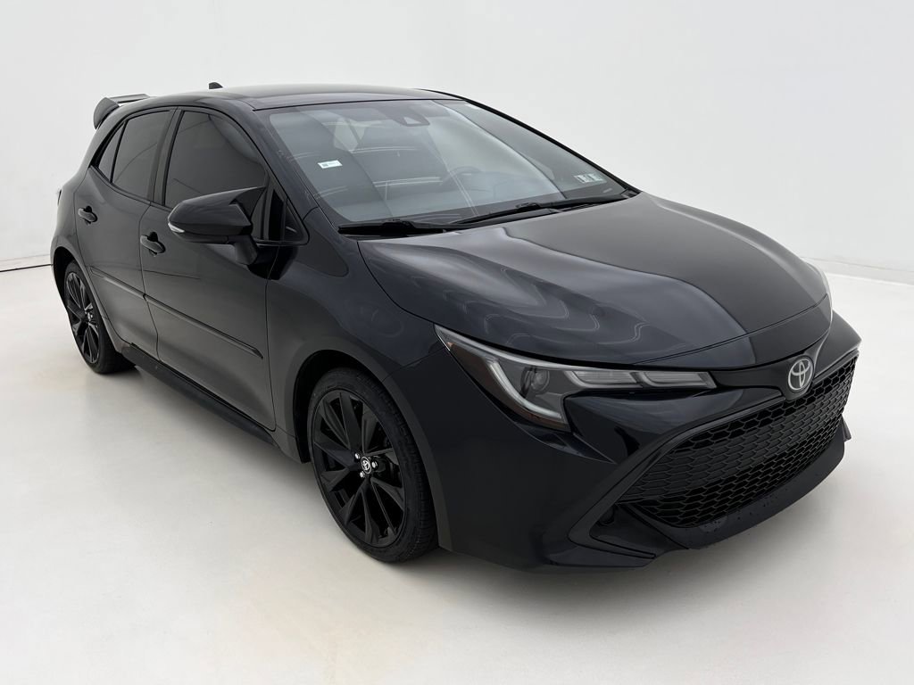 Used 2021 Toyota Corolla SE FWD image 2