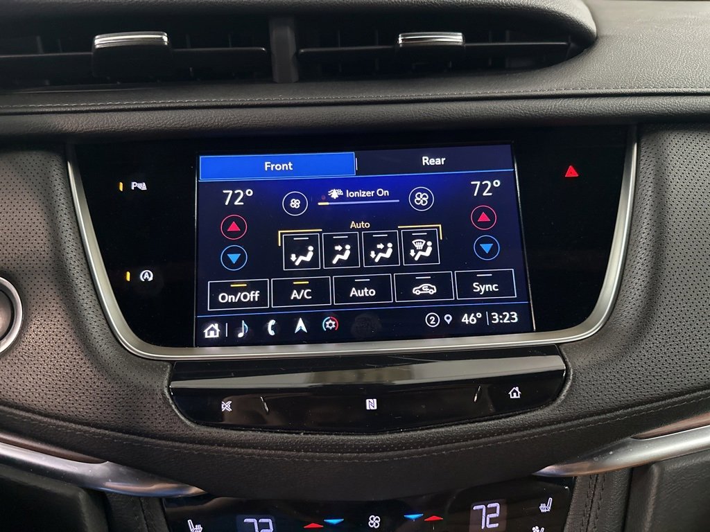 Used 2021 Cadillac XT5 Premium Luxury image 16