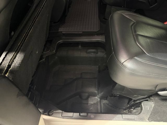 Used 2022 Chrysler Pacifica Touring-L FWD image 25