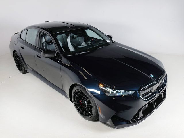 Used 2026 BMW M5 w/ Carbon Package AWD/4WD image 33