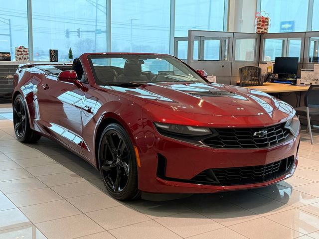 Certified 2023 Chevrolet Camaro LT image 3