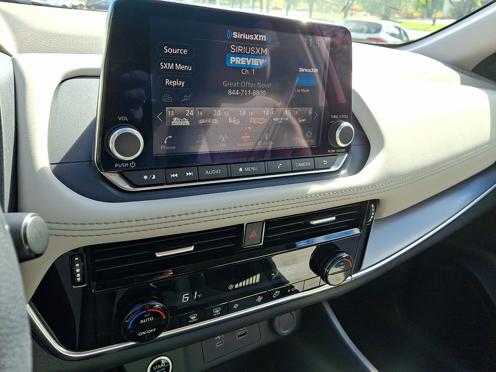 Used 2023 Nissan Rogue SV AWD/4WD image 23