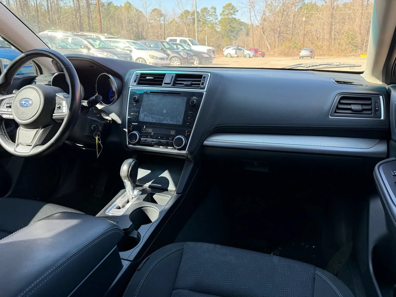 Used 2018 Subaru Legacy 2.5i Premium w/ Moonroof Package AWD/4WD image 8