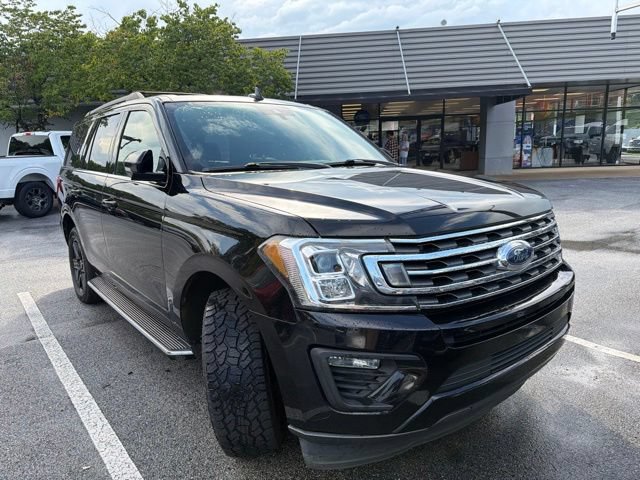 Used 2020 Ford Expedition XLT w/ Equipment Group 202A RWD image 4