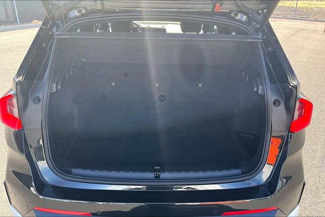 Used 2025 BMW X1 xDrive28i w/ Technology Package image 34