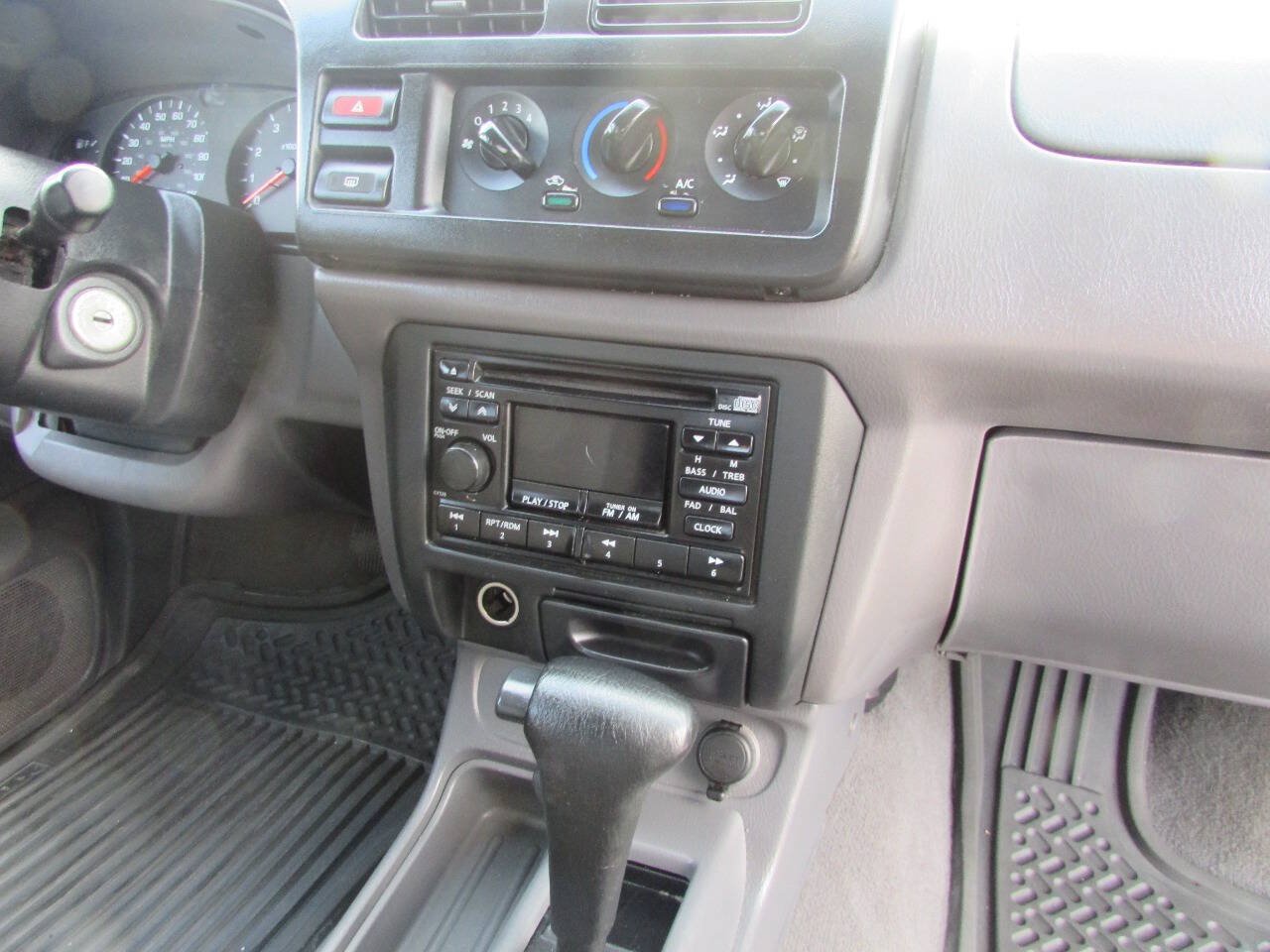 Used 2000 Nissan Xterra XE RWD image 34