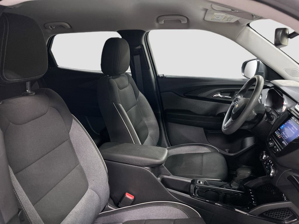 Used 2023 Chevrolet TrailBlazer LT w/ Convenience Package image 26
