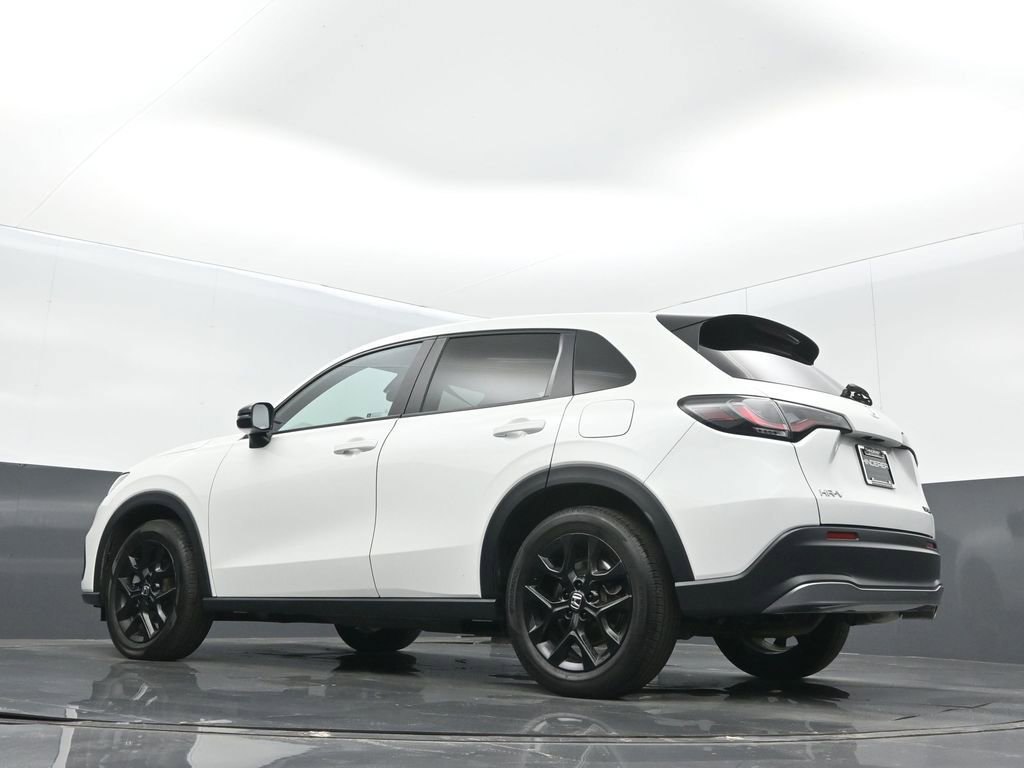 Certified 2023 Honda HR-V Sport image 17