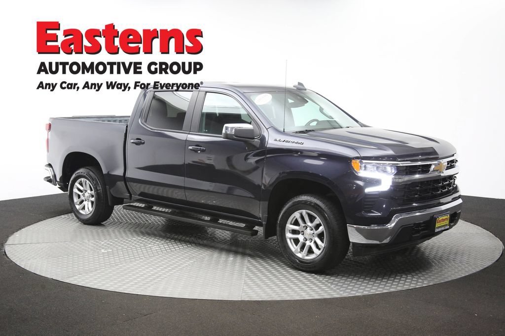 Used 2022 Chevrolet Silverado 1500 LT AWD/4WD image 48