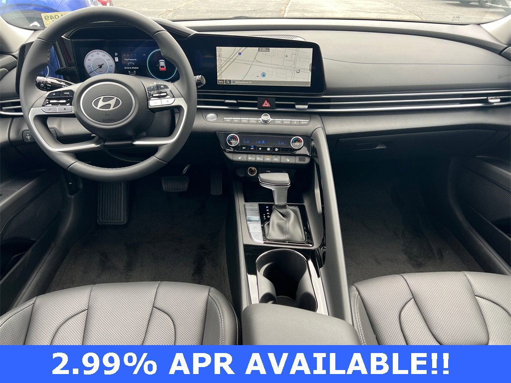 Certified 2025 Hyundai Elantra Limited image 22