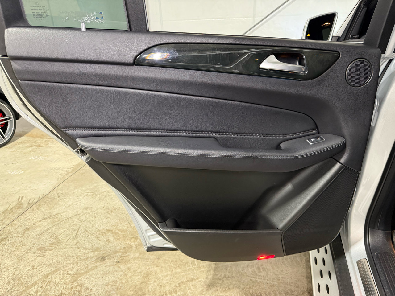 Used 2019 Mercedes-Benz GLS 450 4MATIC w/ Premium 1 Package image 35