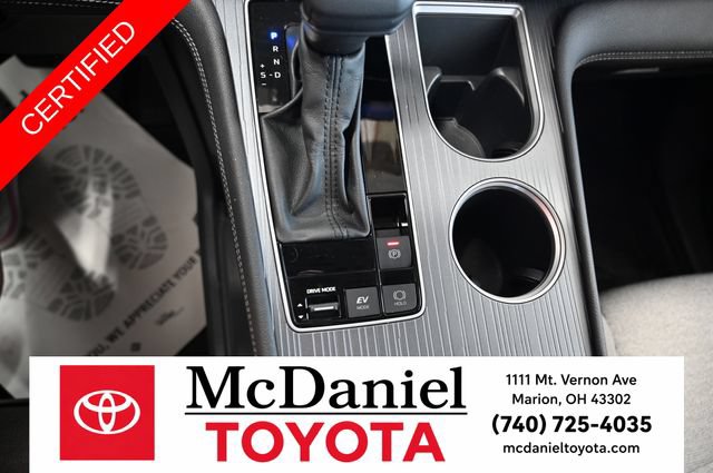 Certified 2025 Toyota Sienna LE AWD/4WD image 21