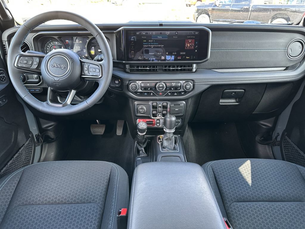 Used 2025 Jeep Wrangler Unlimited Rubicon 4xe w/ Safety Group image 10